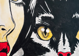 Primo piano pop art: volto di donna e gatto affiancati.