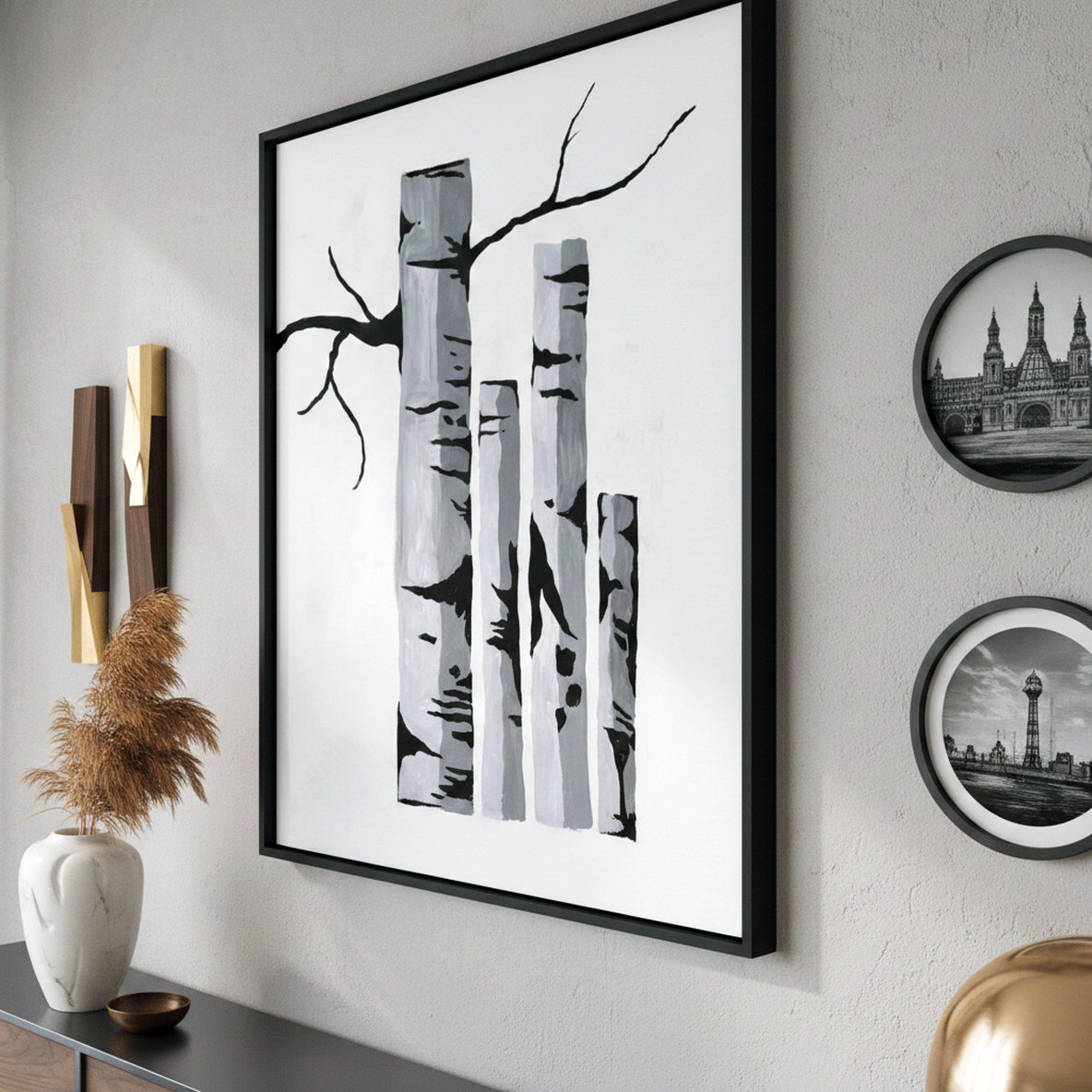 Dipinto acrilico di tronchi di betulla stilizzati in bianco e nero. Qui è mostrato un suggerimento di cornice.