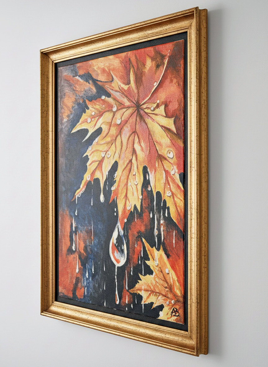 Foglia autunnale bagnata con gocce d'acqua su sfondo scuro astratto. Qui è mostrato un suggerimento di cornice.