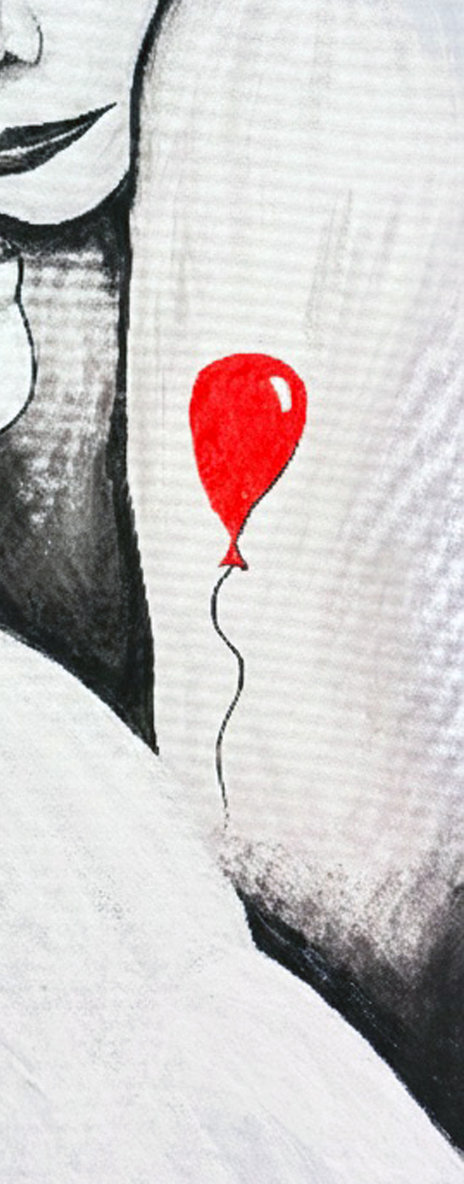 Abbraccio in bianco e nero con un piccolo palloncino rosso. Qui è mostrato un dettaglio dell'opera.